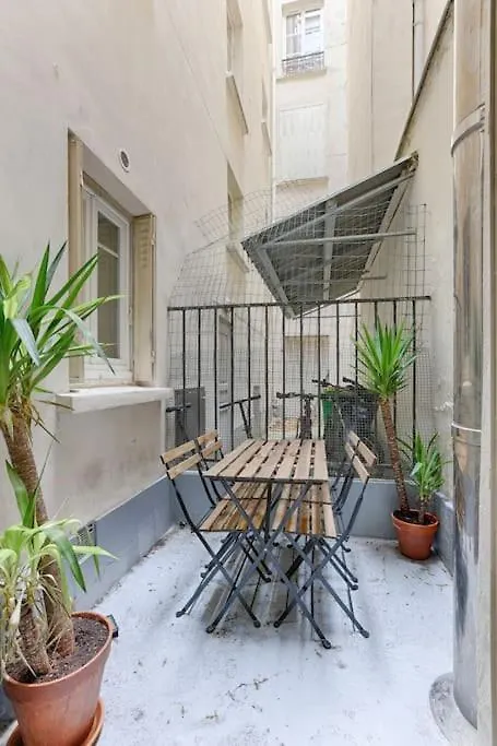 Mykeypers - Design & Cosy Flat 2Br Center Paris - Moulin Rouge Apartment