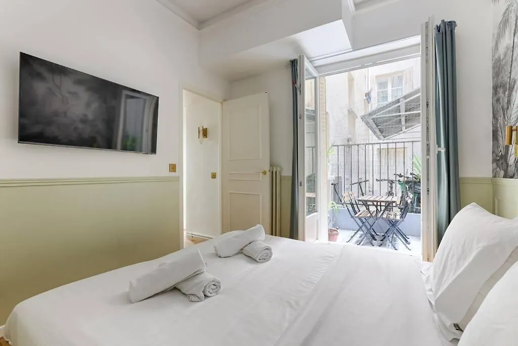 Mykeypers - Design & Cosy Flat 2Br Center Paris - Moulin Rouge Apartment